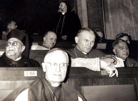 Karol Wojtyla au Concile Vatican II, pendant une session