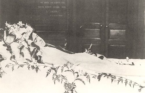 Exposition de Thérèse trois jours après sa mort