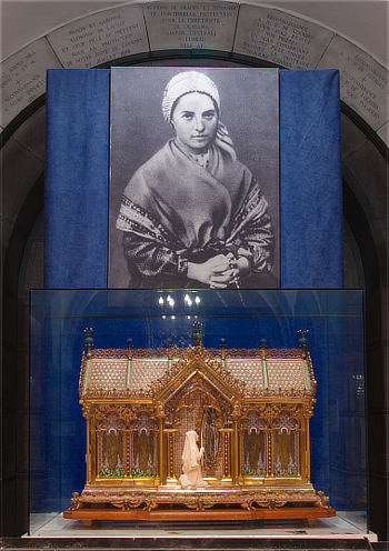 Reliquaire de sainte Bernadette.