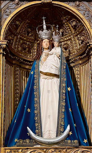 La Vierge de Vila Viçosa.