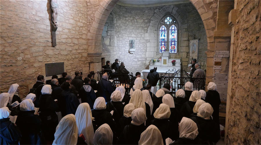 Pèlerinage des Petits frères et Petites sœurs du Sacré-Cœur à la chapelle Notre-Dame de Romay (janvier 2025).
