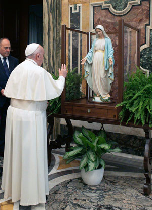 Le Pape François et Notre-Dame de la médaille miraculeuse